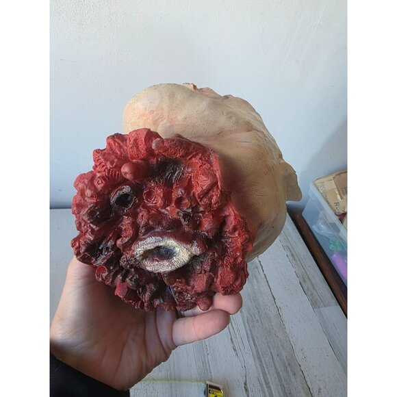 Vintage hanging head chains rubber beheaded Halloween prop life like realistic s - Picture 7 of 8